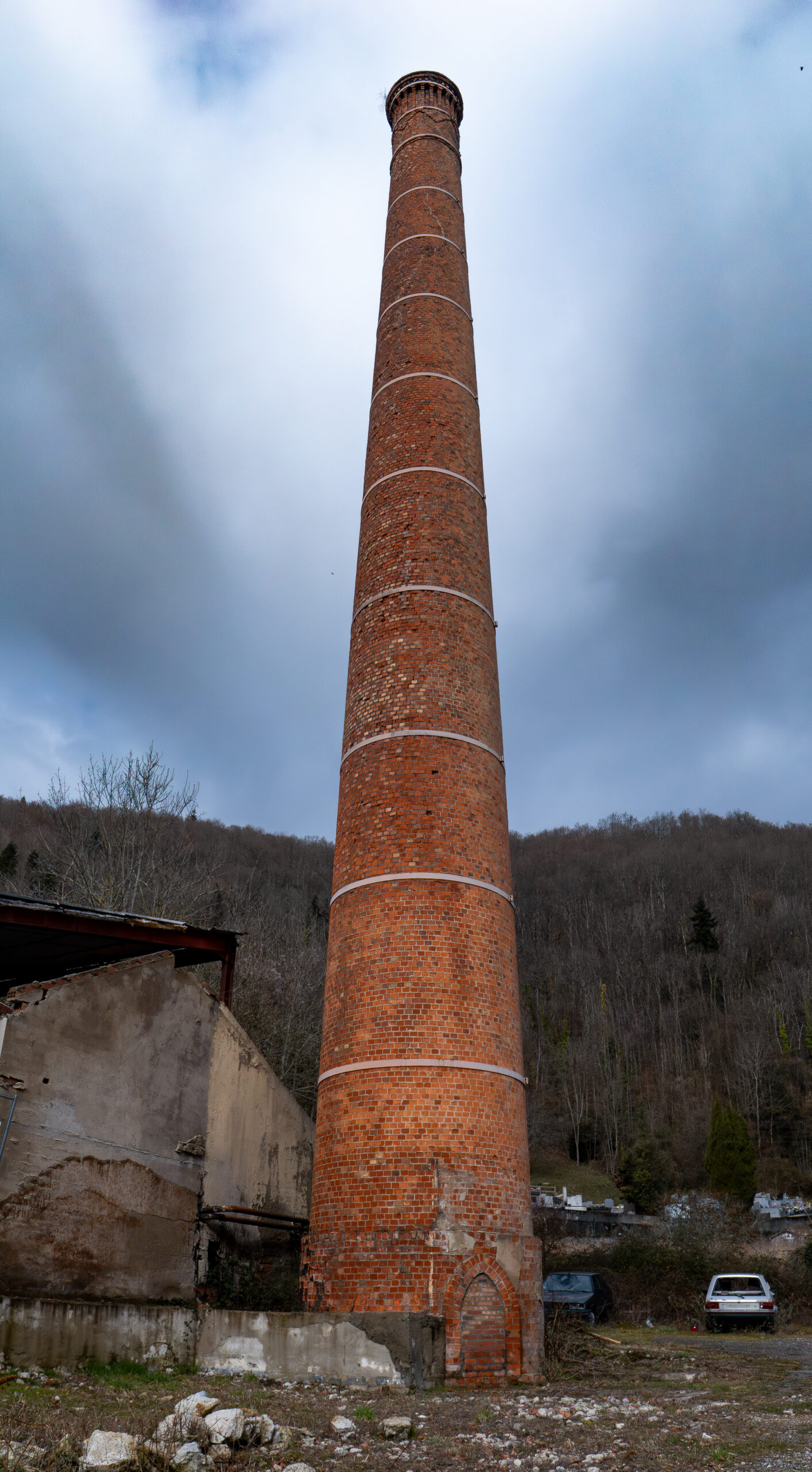 Cheminée de l'ancienne usine SAB Montferrier ©Dennys-Marc_2
